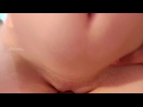 ❤️ माझ्या बहिणीच्या खोलीत झोपलो होतो आणि मला जाग आली ☑ mr.tubsexercom.ru वर